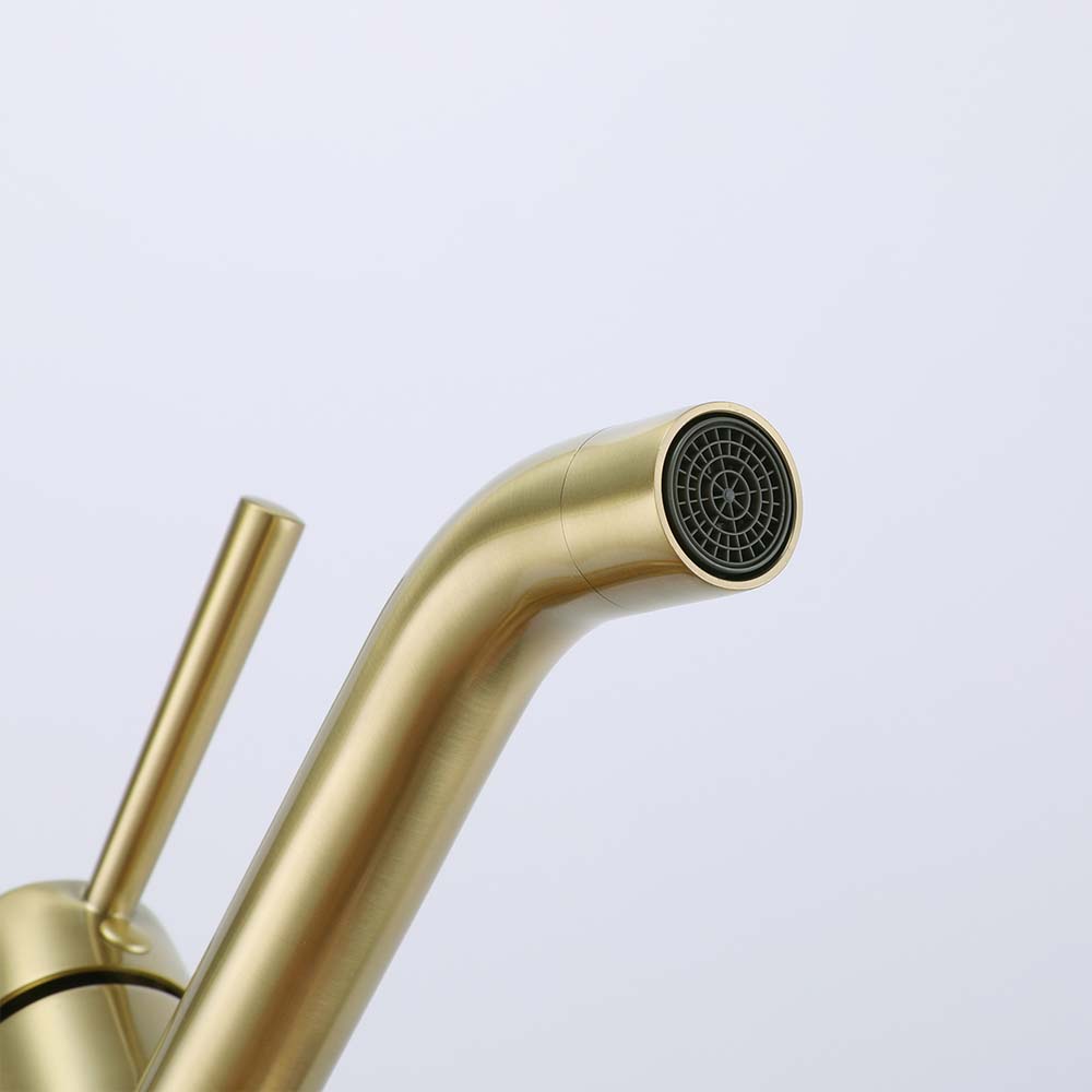 Deck Mounted Single Lever Handle Bathroom Faucet
