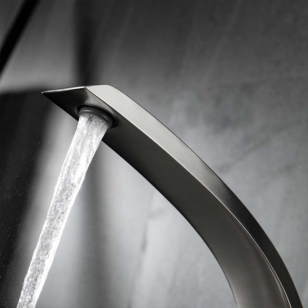 Effortless Elegance: Single Hole Bathroom Sink Faucet with 6-inch Deck Plate