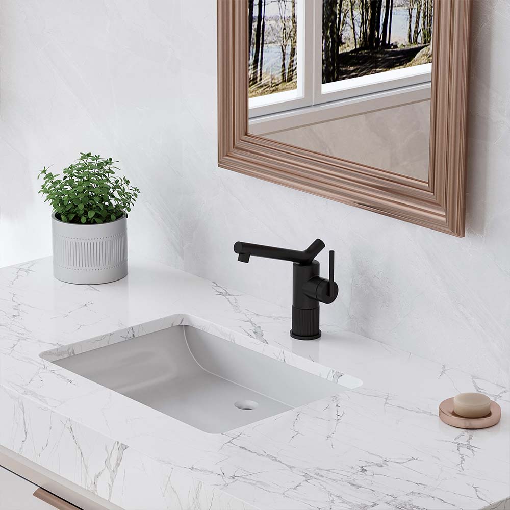 Modern Brass Bathroom Faucet With Sleek Single Handle Design