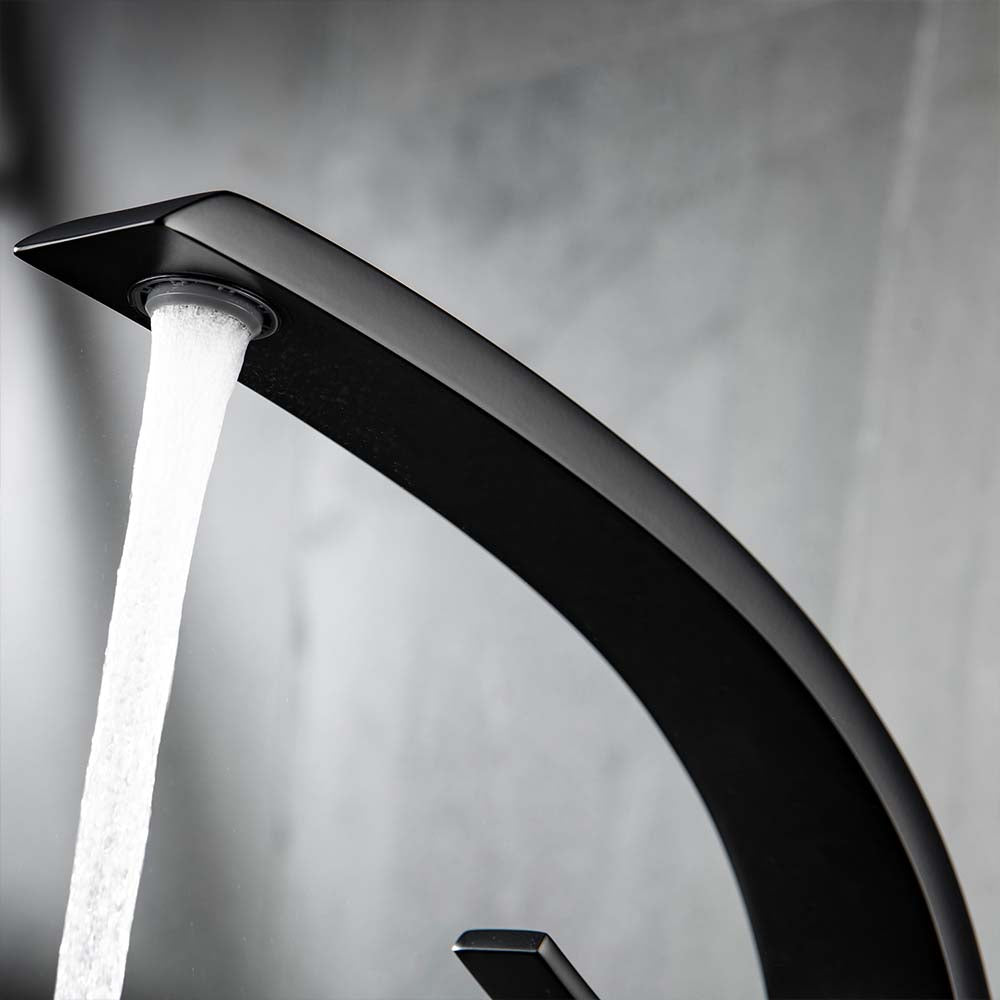 Effortless Elegance: Single Hole Bathroom Sink Faucet with 6-inch Deck Plate