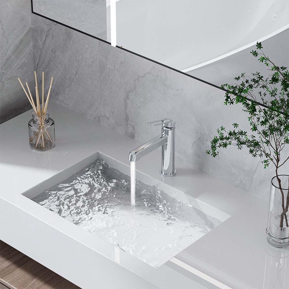Modern Deck Mount Single Lever Handle Low Arc Bathroom Faucet