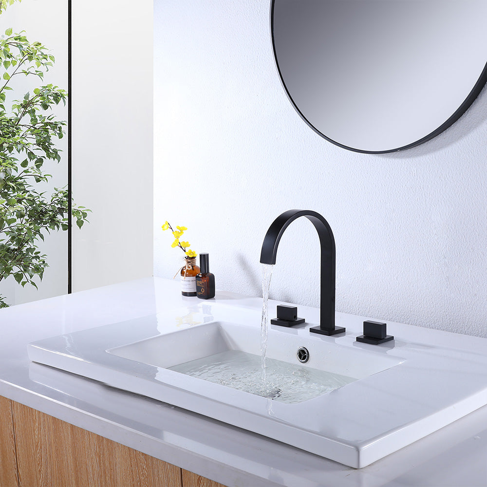 Black Widespread Bathroom Faucet for Modern Sophistication