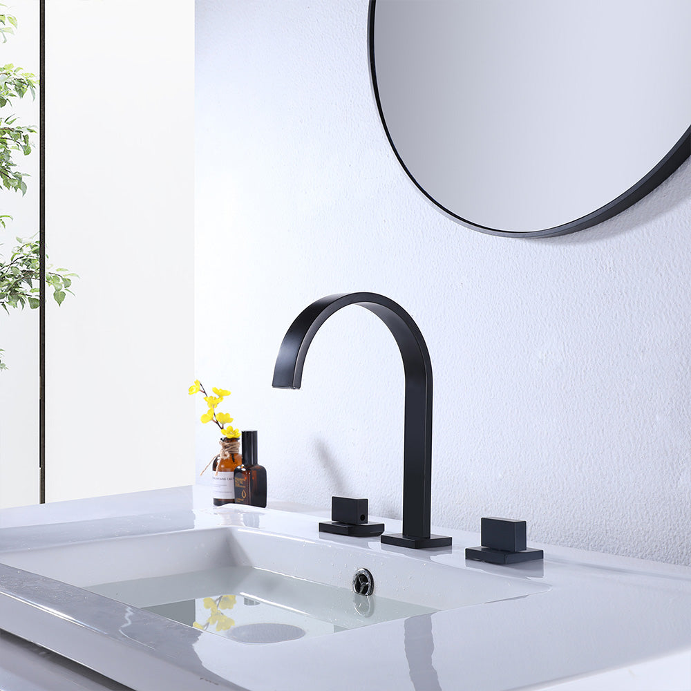 Black Widespread Bathroom Faucet for Modern Sophistication
