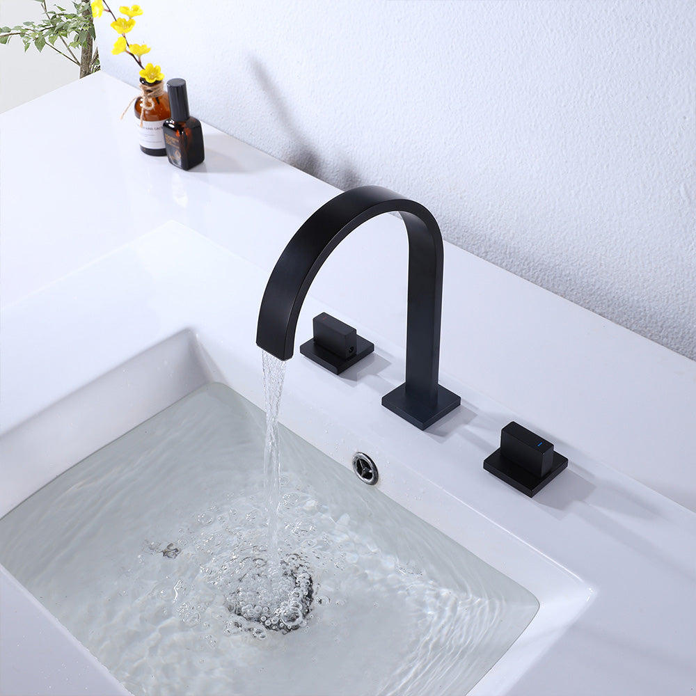 Black Widespread Bathroom Faucet for Modern Sophistication